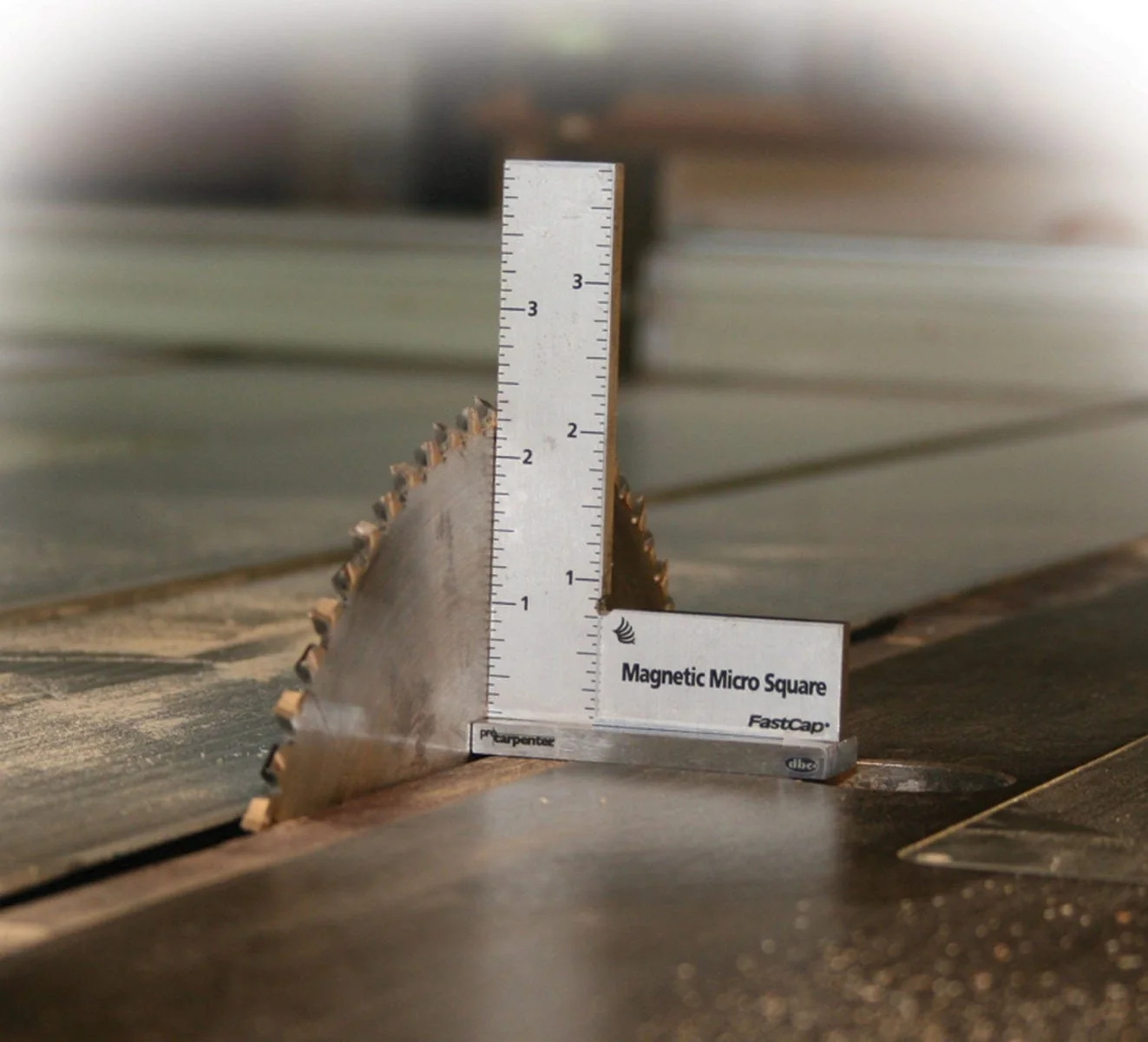 MAG MICRO SQUARE-40374784_2.jpg