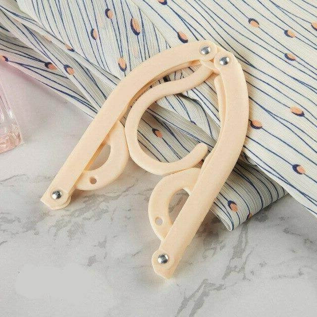 foldable-travel-clothes-hanger-41190390_3.jpg
